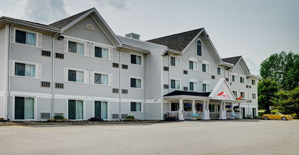 Отель Ramada By Wyndham Miramichi New Brunswick Экстерьер фото